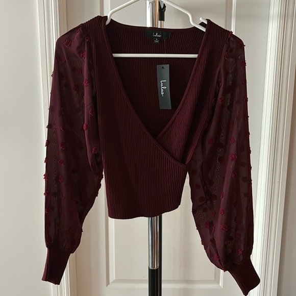 Lulus Sweaters - Lulu’s red polka dot sleeve sweater